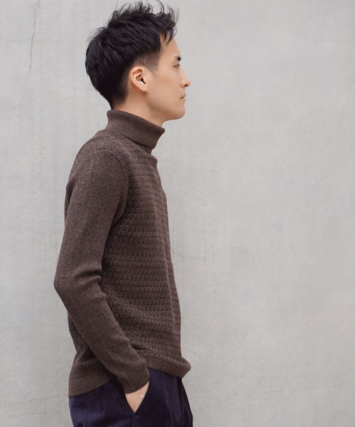 HIDEAWAYS NICOLE（ハイダウェイニコル）の「シェブロンJQタートルネックニット（ニット/セーター・メンズ・ボルドー/ブラック/モカ/ホワイト×ライトグレー・X-LARGE/MEDIUM/LARGE）」の16枚目の写真