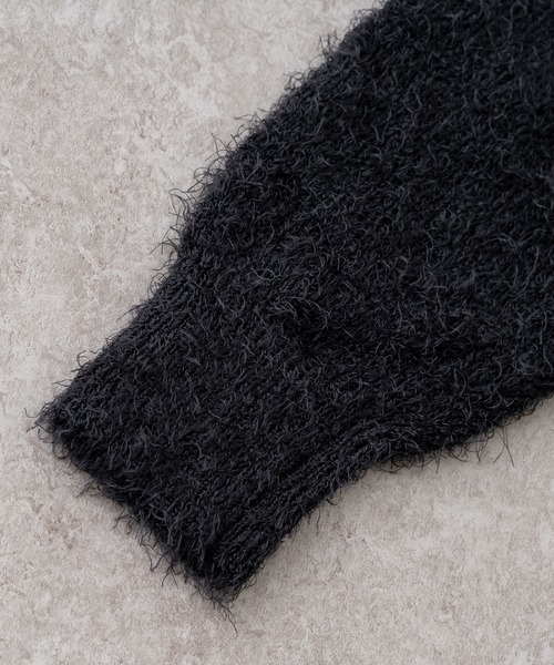 BRICK & SONS（ブリックアンドサンズ）の「フェザーモールクルーネックニット（ニット/セーター・メンズ・ブラック/グリーン/グレー・S/M/L）」の5枚目の写真