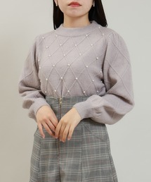 フラッフィーパール装飾ダイア柄ニット
