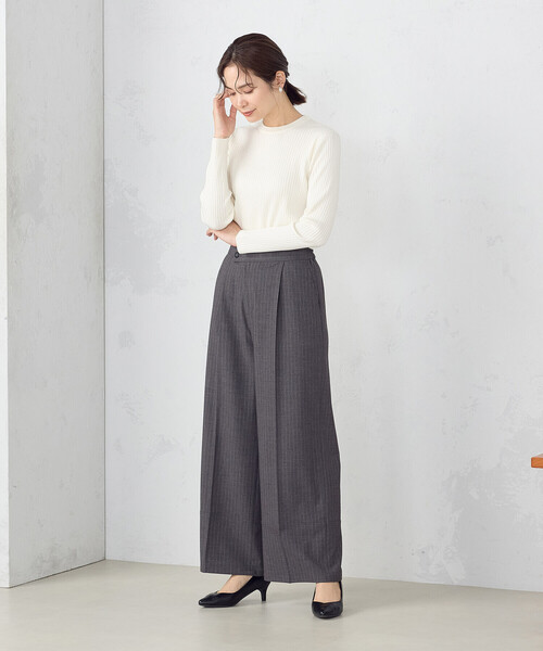 COMME CA ISM(コムサイズム)の「ポリエステルレーヨン ストライプ ワイドパンツ(その他パンツ・レディース・グレー/ネイビー・SMALL/MEDIUM/LARGE)」の11枚目の写真