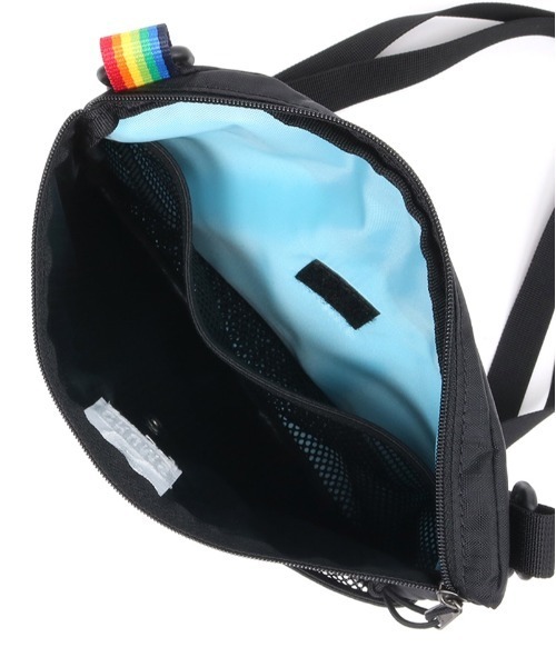 CHUMS(チャムス)の「【CHUMS】Spring Dale Sacoche(ショルダーバッグ・メンズ・ブラック系その他・FREE)」の8枚目の写真