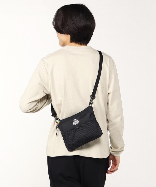 CHUMS(チャムス)の「【CHUMS】Spring Dale Sacoche(ショルダーバッグ・メンズ・ブラック系その他・FREE)」の6枚目の写真