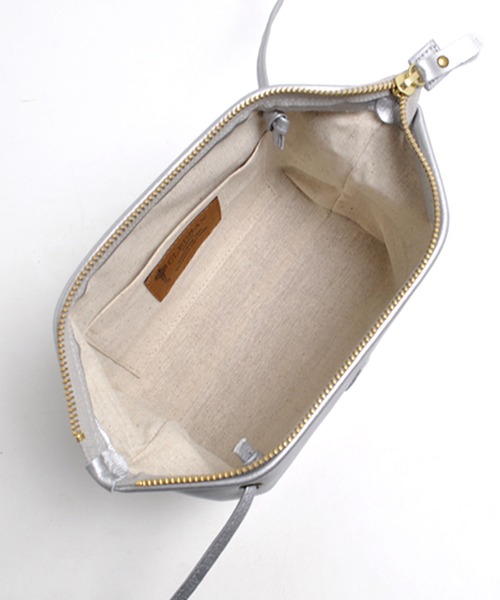 CLEDRAN（クレドラン）の「CL3542 TANTE PURSE SHOULDER SILVER コンパクト ショルダーバッグ（ショルダーバッグ・レディース・シルバー・FREE）」の10枚目の写真