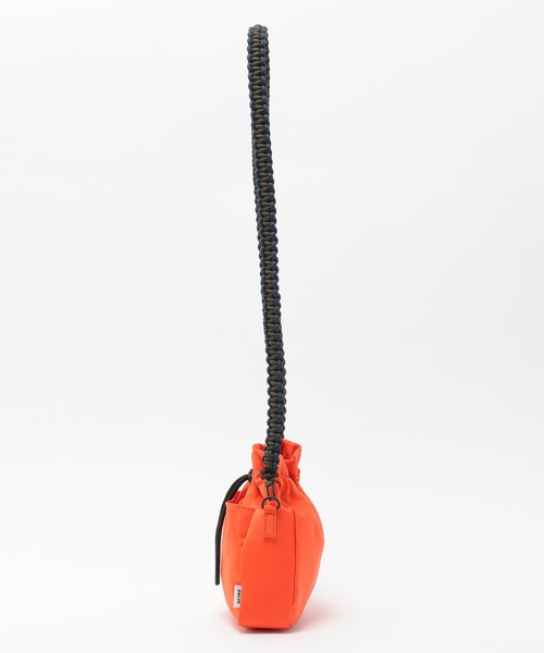 PBLIM(ページボーイリム)の「PBLIM/2WAYキンチャクショルダー(ショルダーバッグ・レディース・ブラック/カーキ/オレンジ・FREE)」の13枚目の写真