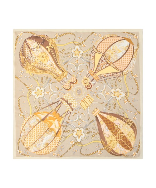 Julia Boutique（ジュリアブティック）の「70×70cmサイズ・ヴィンテージ風サテン生地スカーフ/100017（バンダナ/スカーフ・レディース・C/D/E/F/S/T/A/H/J/O/Q/K/L/M/N/B/G/I/P/R・ONE）」の8枚目の写真