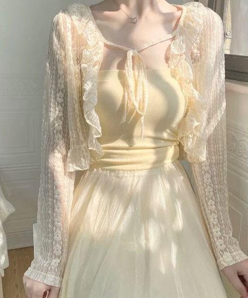 shopnikoniko(ショップニコニコ)の「ショート丈 レース フリルカーディガン(カーディガン/ボレロ・レディース・ホワイト・フリー)」の1枚目の写真