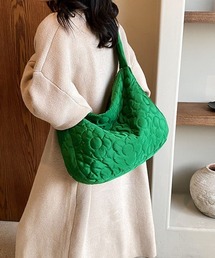 フラワーモチーフキルティングショルダーバッグ
