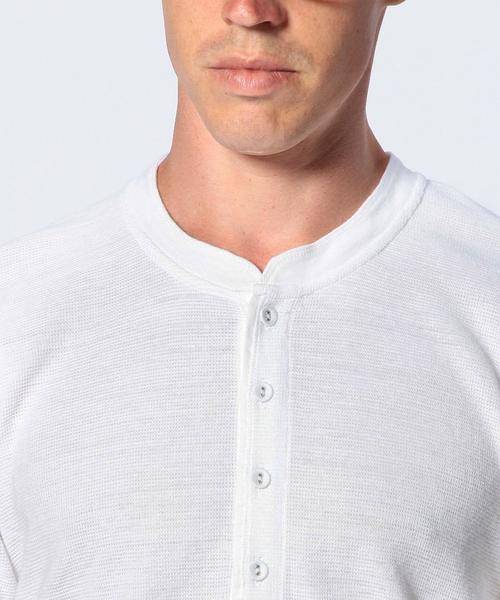 UNITED ARROWS（ユナイテッドアローズ）の「UAS コットン ワッフル ヘンリーネック ◆（Tシャツ/カットソー・メンズ・ホワイト・LARGE/SMALL/MEDIUM/X-LARGE/XX-LARGE/X-SMALL）」の6枚目の写真