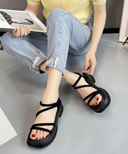 Miniministore(ミニミニストア)の「厚底 ストラップサンダル 韓国風 美脚(サンダル・レディース・ブラック/アイボリー・25.0cm/24.5cm/24.0cm/23.5cm/23.0cm/22.5cm)」の17枚目の写真