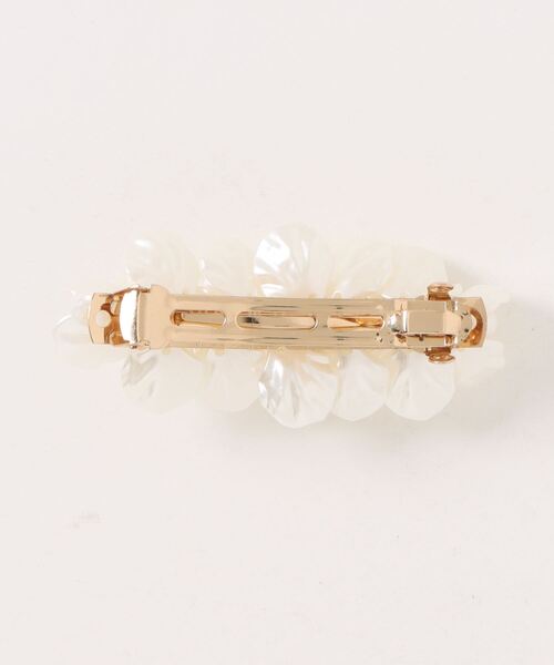 Esime(エシミー)の「ニュアンスフラワー バレッタ(バレッタ/ヘアクリップ・レディース・ホワイト・FREE)」の7枚目の写真