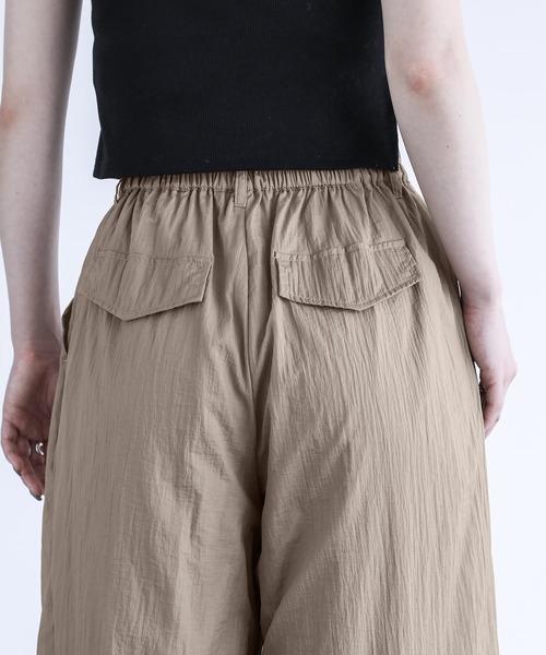 n'OrLABEL（ノアールレーベル）の「『シアータックパンツ』（その他パンツ・レディース・ベージュ/グレイッシュブルー/ブラック・1/2）」の18枚目の写真