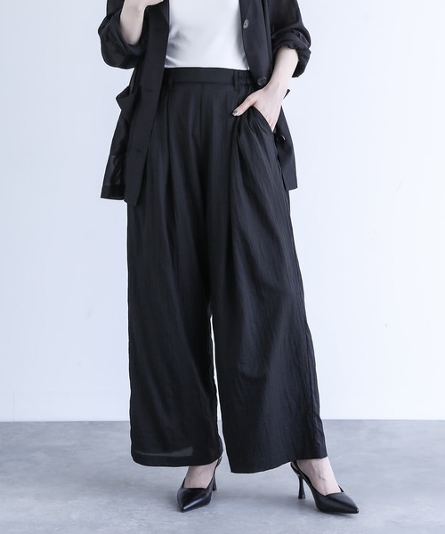 n'OrLABEL（ノアールレーベル）の「『シアータックパンツ』（その他パンツ・レディース・ベージュ/グレイッシュブルー/ブラック・1/2）」の20枚目の写真