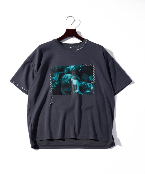 THISIS(ディスイズ)の「ダンボールニット ハンドステッチ ルーズフィット プリントTシャツ(Tシャツ/カットソー・メンズ・ホワイト/ブラック/チャコールグレー・LARGE/X-LARGE/MEDIUM)」の1枚目の写真