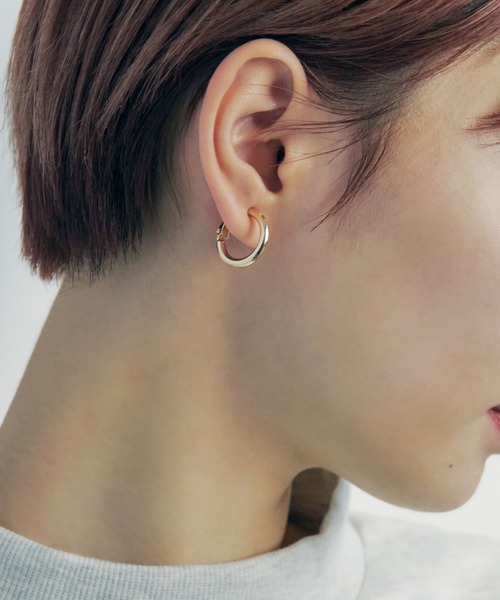 GOLDY(ゴールディ)の「アッセンブル スター チャーム イヤリング(イヤリング・レディース・ゴールド/シルバー・FREE)」の5枚目の写真