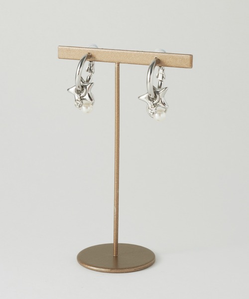 GOLDY(ゴールディ)の「アッセンブル スター チャーム イヤリング(イヤリング・レディース・ゴールド/シルバー・FREE)」の7枚目の写真