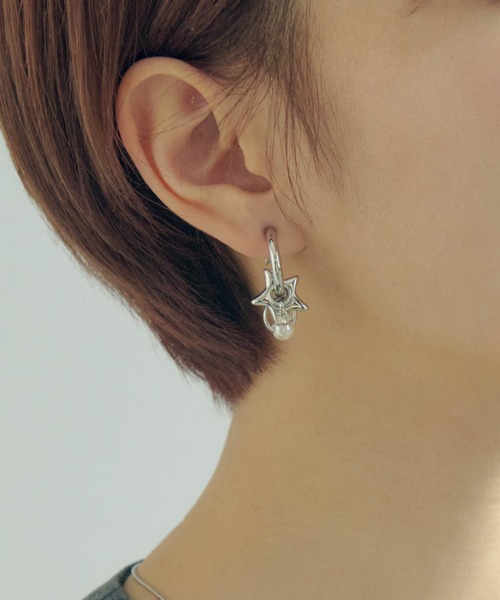 GOLDY(ゴールディ)の「アッセンブル スター チャーム イヤリング(イヤリング・レディース・ゴールド/シルバー・FREE)」の10枚目の写真