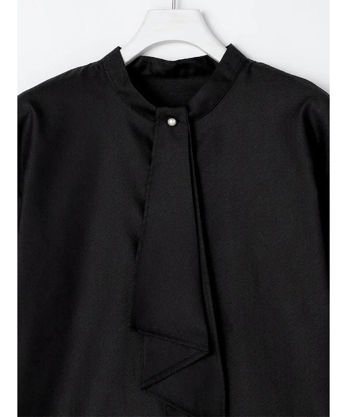 Perfect Suit FActory（パーフェクトスーツファクトリー）の「【UVカット/形態安定】サンシェルタブラウス　2WAYボウタイ　ホワイト/ブラック（シャツ/ブラウス・レディース・ブラック/ホワイト・M/S/L）」の21枚目の写真