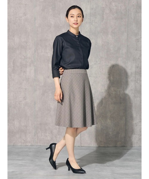 Perfect Suit FActory（パーフェクトスーツファクトリー）の「【UVカット/形態安定】サンシェルタブラウス　2WAYボウタイ　ホワイト/ブラック（シャツ/ブラウス・レディース・ブラック/ホワイト・M/S/L）」の8枚目の写真