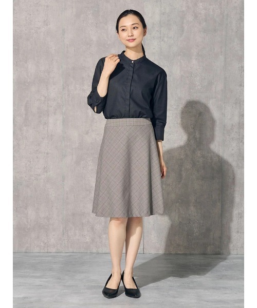Perfect Suit FActory（パーフェクトスーツファクトリー）の「【UVカット/形態安定】サンシェルタブラウス　2WAYボウタイ　ホワイト/ブラック（シャツ/ブラウス・レディース・ブラック/ホワイト・M/S/L）」の15枚目の写真