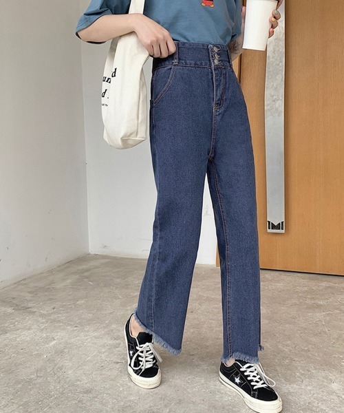Miniministore(ミニミニストア)の「裾フリンジ9分丈デニムパンツハイウエスト(デニムパンツ・レディース・サックスブルー/インディゴブルー・L/S/XL/M)」の1枚目の写真