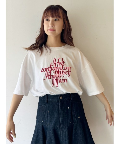CALNAMUR（カルナムール）の「フロントメッセージTシャツ（Tシャツ/カットソー・レディース・ブラウン/ホワイト/ダークグレー・FREE）」の6枚目の写真