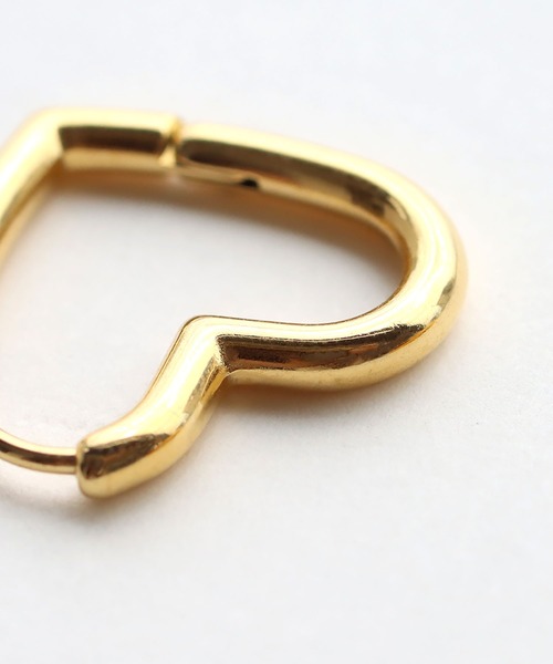 abaskdesign(アバスクデザイン)の「金属アレルギー対応 シンプルハートフープステンレスピアス(ピアス(両耳用)・レディース・シルバー/ゴールド・FREE)」の8枚目の写真