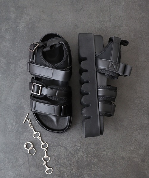 【セール】LOVEHUNTER 厚底ボリュームソール ベルクロサンダル（サンダル）｜LOVEHUNTER（ラブハンター）