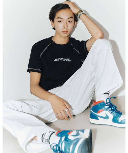 FCMM(エフシーエムエム)の「【UNISEX】STITCH LINE TEE/ステッチラインT(Tシャツ/カットソー・メンズ・ブラック/ホワイト/ネイビー・MEDIUM/LARGE)」の9枚目の写真