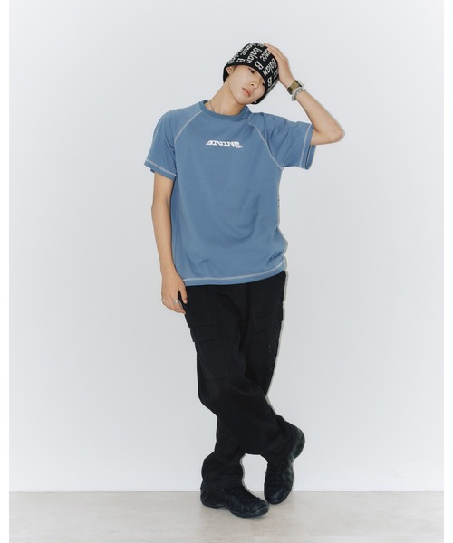 FCMM(エフシーエムエム)の「【UNISEX】STITCH LINE TEE/ステッチラインT(Tシャツ/カットソー・メンズ・ブラック/ホワイト/ネイビー・MEDIUM/LARGE)」の10枚目の写真