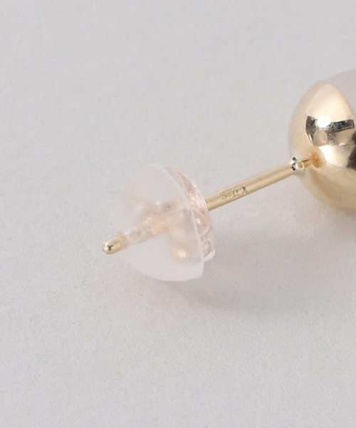 Lilas(リラ)の「フロストクォーツ6mmカップボールピアス K10(両耳)(ピアス(両耳用)・レディース・ゴールド・FREE)」の9枚目の写真