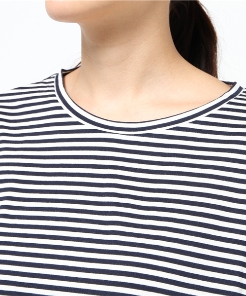 LBC（エルビーシー）の「コットン天竺ティアードスリーブ（Tシャツ/カットソー・レディース・オフホワイト/スカイブルー/ネイビー・MEDIUM/LARGE）」の4枚目の写真