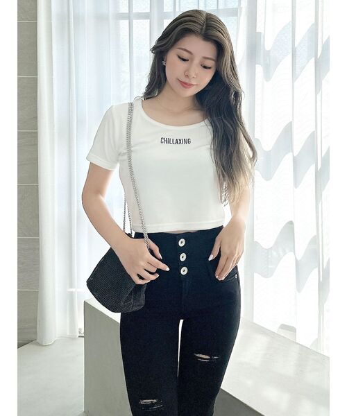 セール】CHILLAXING embroideryベロアトップス（Tシャツ