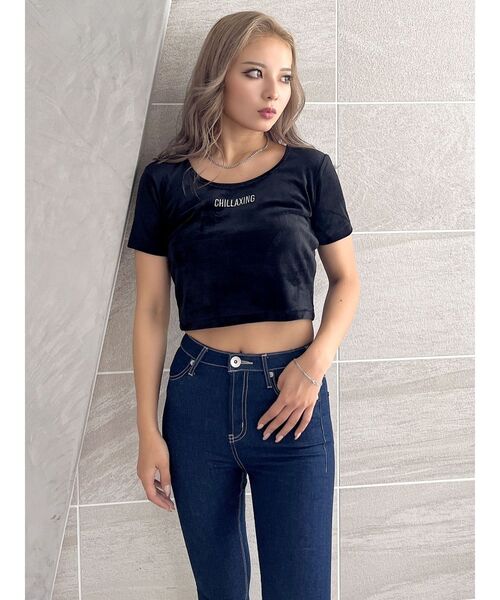 GYDA（ジェイダ）の「CHILLAXING embroideryベロアトップス（Tシャツ/カットソー・レディース・グリーン/ブラック/オフホワイト・FREE）」の17枚目の写真