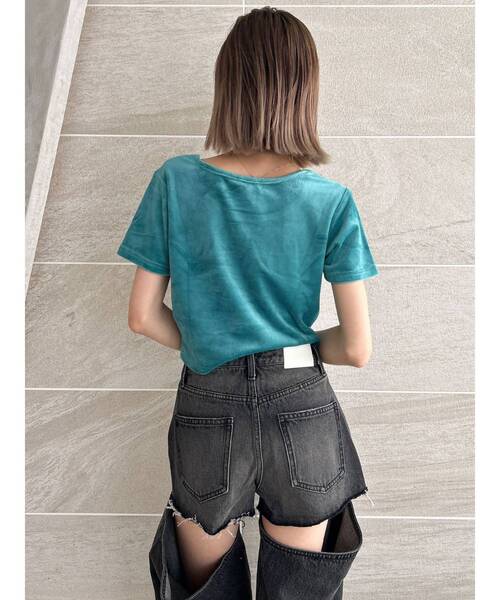 セール】CHILLAXING embroideryベロアトップス（Tシャツ