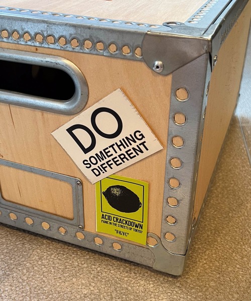 CANAL JEAN（キャナルジーン）の「CANAL JEAN　オリジナルステッカー（ステッカー/テープ・レディース・B/A/C・ONE SIZE）」の4枚目の写真