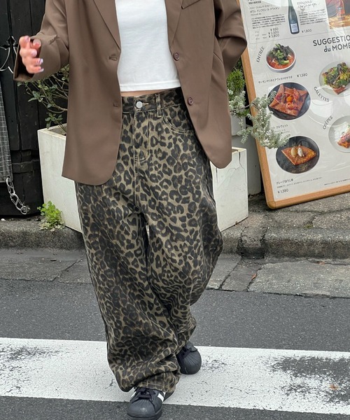 MEMECLE(メメクル)の「【 MEMECLE / メメクル 】ハイウエスト レオパード パターン デニムパンツ(デニムパンツ・レディース・その他・S/M/L)」の11枚目の写真