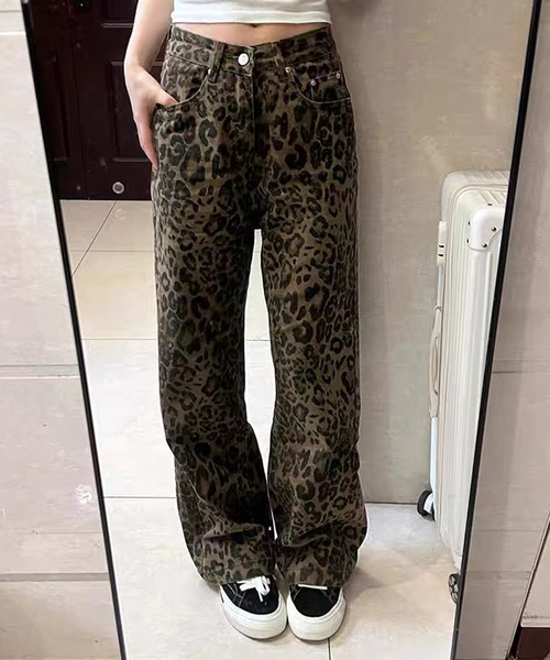 MEMECLE(メメクル)の「【 MEMECLE / メメクル 】ハイウエスト レオパード パターン デニムパンツ(デニムパンツ・レディース・その他・S/M/L)」の22枚目の写真