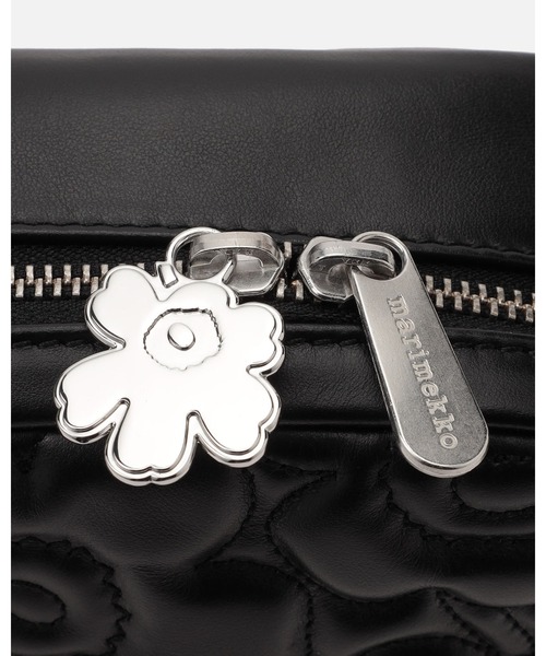 marimekko(マリメッコ)の「【Unikko 60Th Anniversary】Unikko / Baby Gratha Unikko shoulder bag(ショルダーバッグ・レディース・ブラック・FREE)」の4枚目の写真