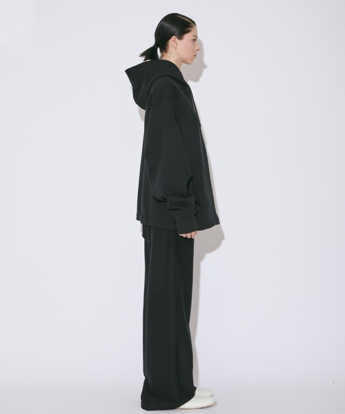 beautiful people(ビューティフルピープル)の「suvin compact sweat structural parka(パーカー・レディース・ベージュ/ブラック・38/36)」の5枚目の写真