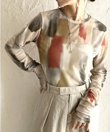 総柄ニュアンス柄長袖クルーネックシアートップス