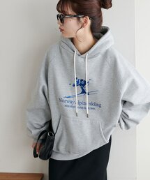 DISCOAT（ディスコート）の「【ユニセックス/WEB限定】モチーフ刺繍ロゴフードプルオーバー（パーカー）」