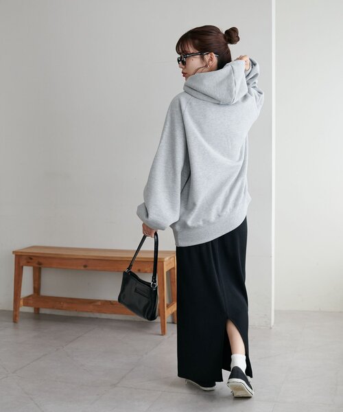 DISCOAT（ディスコート）の「【ユニセックス/WEB限定】モチーフ刺繍ロゴフードプルオーバー（パーカー・レディース・ライトグレー/ネイビー/キャメル/ブラウン/グレー・FREE）」の15枚目の写真