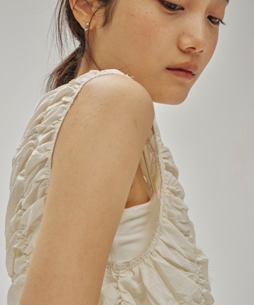 TODAYFUL（トゥデイフル）の「Piping Shirring Blouse（Tシャツ