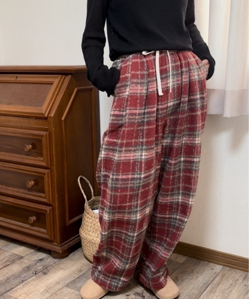 Ritzy（リッツィー）の「チェック柄 イージーワイドパンツ　グランパコアコーデ（その他パンツ・レディース・サックスブルー/レッド/モカ/ネイビー/ブラック・L/M）」の20枚目の写真