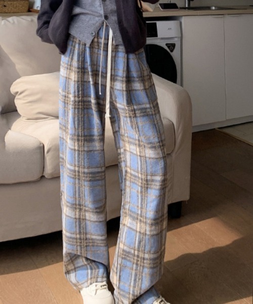 Ritzy（リッツィー）の「チェック柄 イージーワイドパンツ　グランパコアコーデ（その他パンツ・レディース・サックスブルー/レッド/モカ/ネイビー/ブラック・L/M）」の17枚目の写真