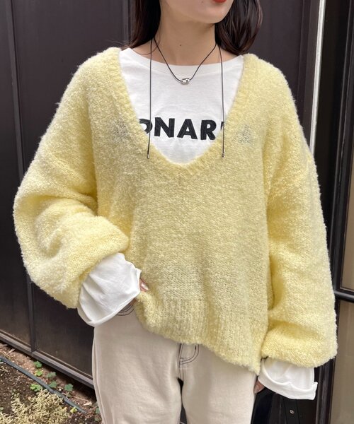 CIAOPANIC TYPY（チャオパニックティピー）の「深Vネックブークレシアーニット（ニット/セーター・レディース・ベージュ/イエロー/オフホワイト/ブラック・ONE SIZE）」の19枚目の写真