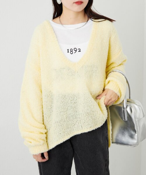 CIAOPANIC TYPY（チャオパニックティピー）の「深Vネックブークレシアーニット（ニット/セーター・レディース・ベージュ/イエロー/オフホワイト/ブラック・ONE SIZE）」の13枚目の写真