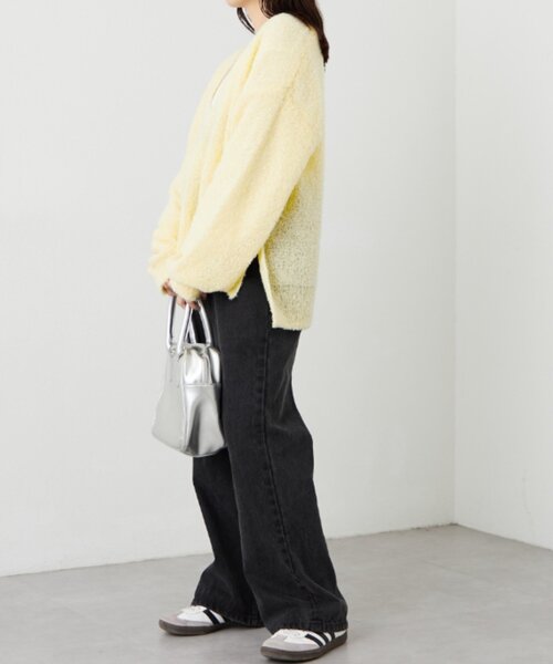 CIAOPANIC TYPY（チャオパニックティピー）の「深Vネックブークレシアーニット（ニット/セーター・レディース・ベージュ/イエロー/オフホワイト/ブラック・ONE SIZE）」の5枚目の写真