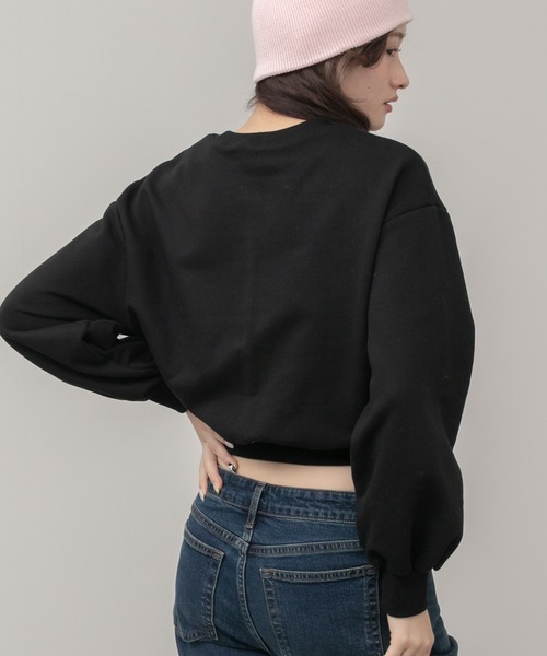 HEILIS(ヘイリス)の「【定番人気!HIT ITEM!】【新色追加】クロップドスウェットトップス / アイボリー オフホワイト ブラック ネイビー レッド 赤 オートミール グレー ショート丈 スウェット 長袖 ノームコア シティガール 韓国 スポーツミックス 秋服 冬服 無地 春服 シンプル コンパクト クロップド プルオーバー(スウェット・レディース・グレー/オートミール/ネイビー/レッド/アイボリー/ブラック・FREE)」の21枚目の写真