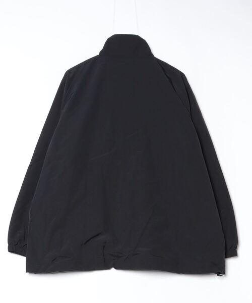 WudgeBoy（ワッジボーイ）の「mulch pocket nylon blouson（ナイロンジャケット・メンズ・ブラック/カーキ・MEDIUM/LARGE）」の17枚目の写真